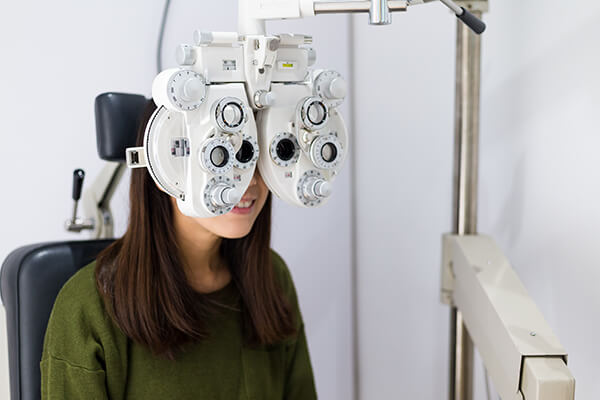 optometry machine eye test
