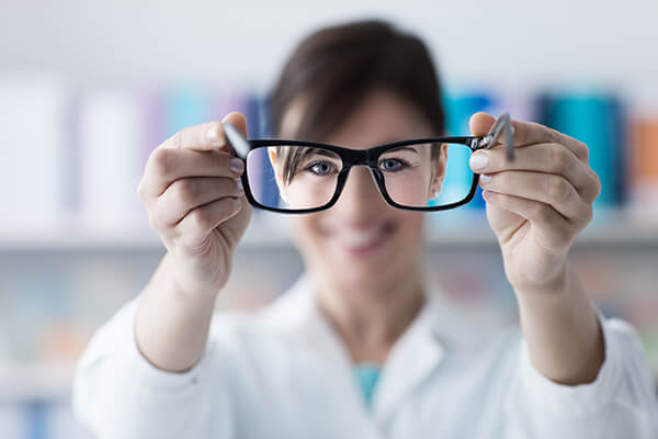 comprehensive vision care expert