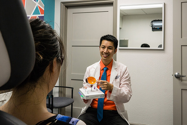 primary eye care services in costa mesa