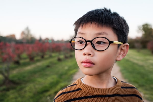 Protect Your Child S Eyesight By Encouraging Them To Play Outside