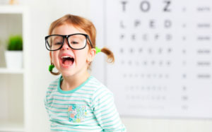 Does Wearing Eyeglasses Make My Eyesight Worse 300x187 1 Does Wearing Eyeglasses Make My Eyesight Worse 300x187 1